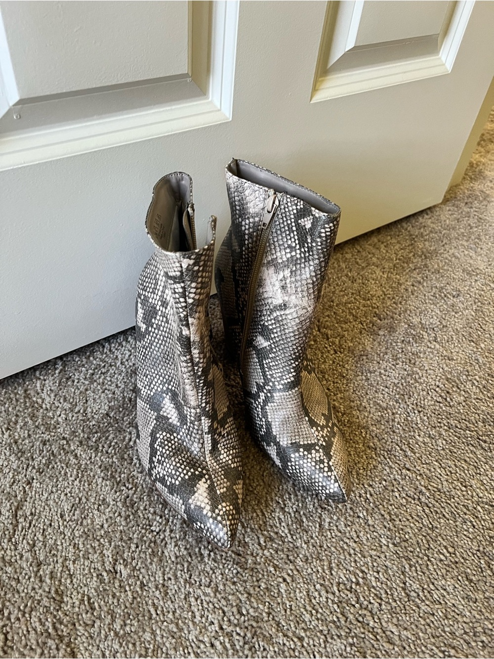 Carlos by Carlos Santana Snake-Print Pointed Toe Ankle Boots - Gray